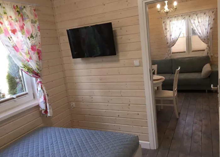 Semesterbostad Domki Mechelinki *